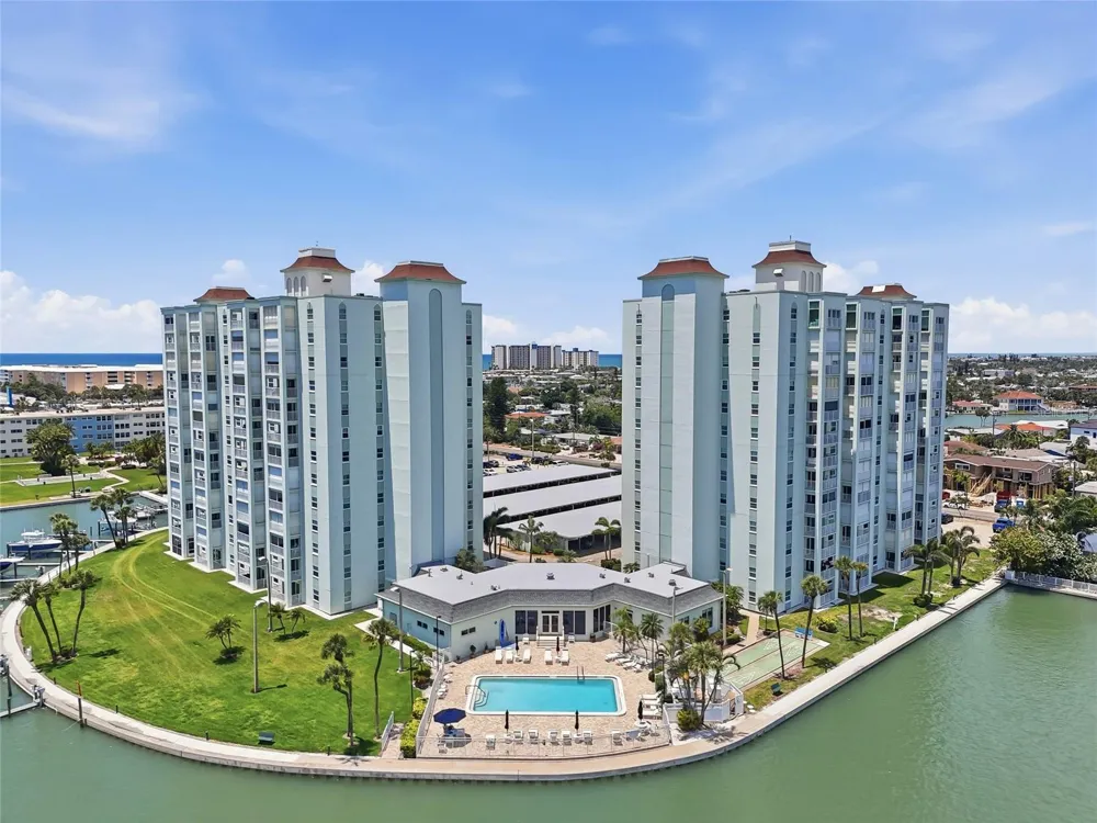 420 64TH AVENUE #602 St Pete Beach, FL 33706
