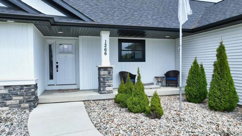 1266 Freeland Road Frankenlust Township, MI 48706