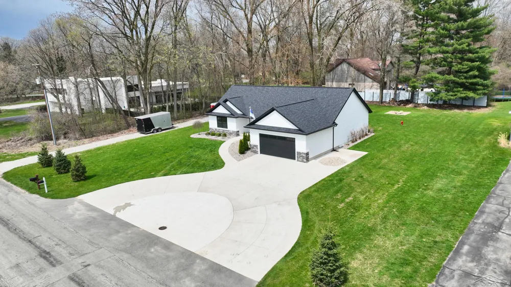 1266 Freeland Road Frankenlust Township, MI 48706