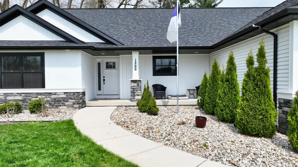 1266 Freeland Road Frankenlust Township, MI 48706