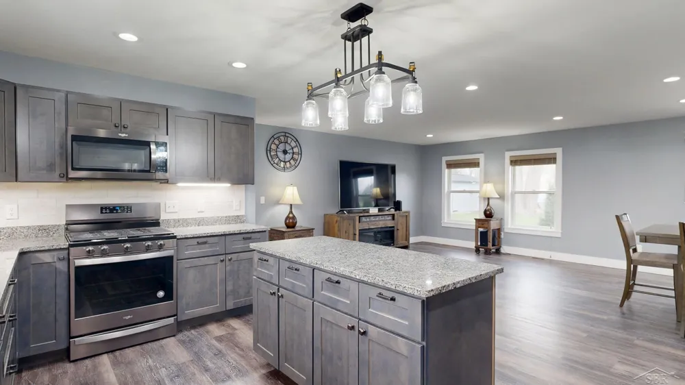 1266 Freeland Road Frankenlust Township, MI 48706
