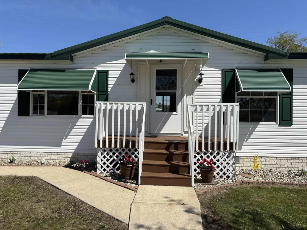 100 Red River Drive Adrian City, MI 49221