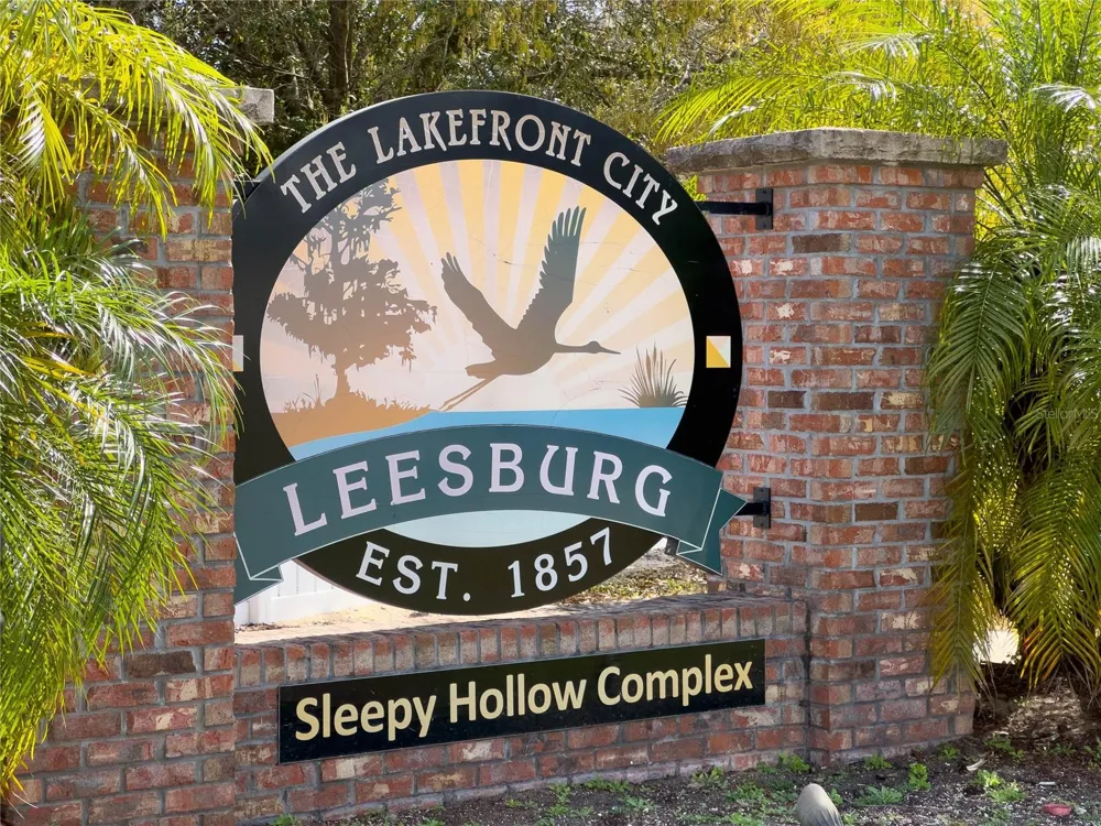 9221 HARRIS HAWK DRIVE Leesburg, FL 34788