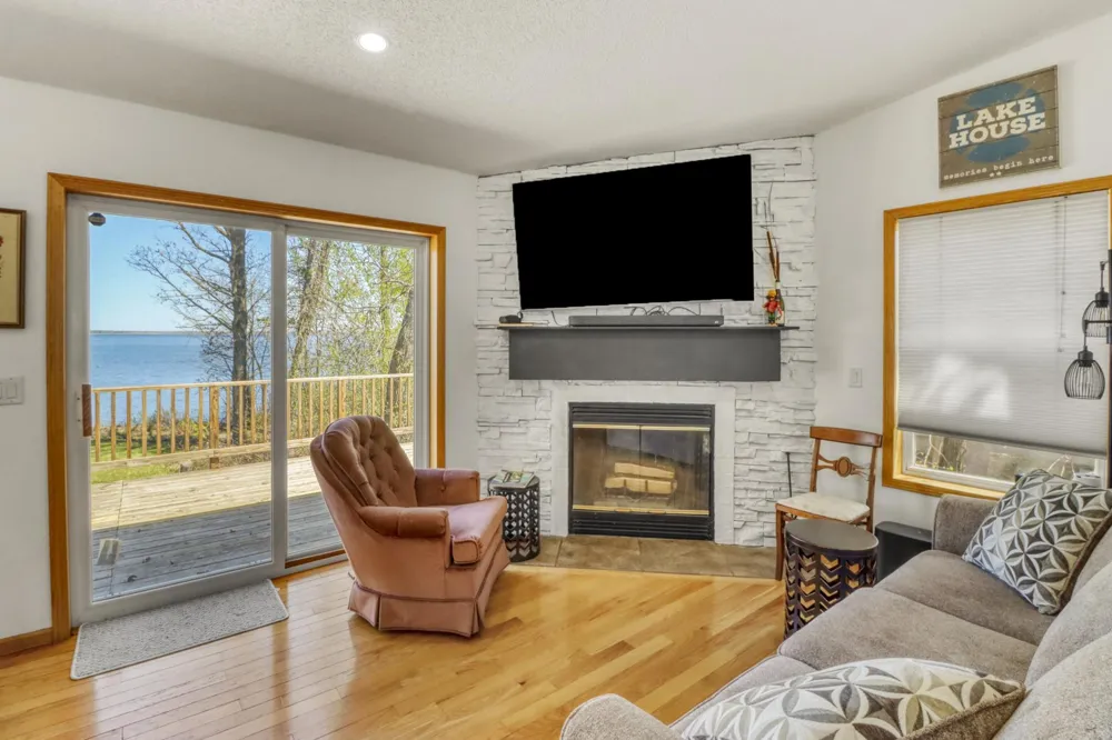 37855 SW Height Of Land Drive Rochert, MN 56578