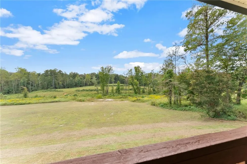6147 Dahlonega Highway Clermont, GA 30527