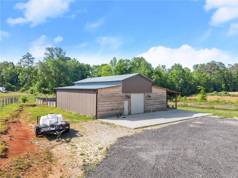 6147 Dahlonega Highway Clermont, GA 30527