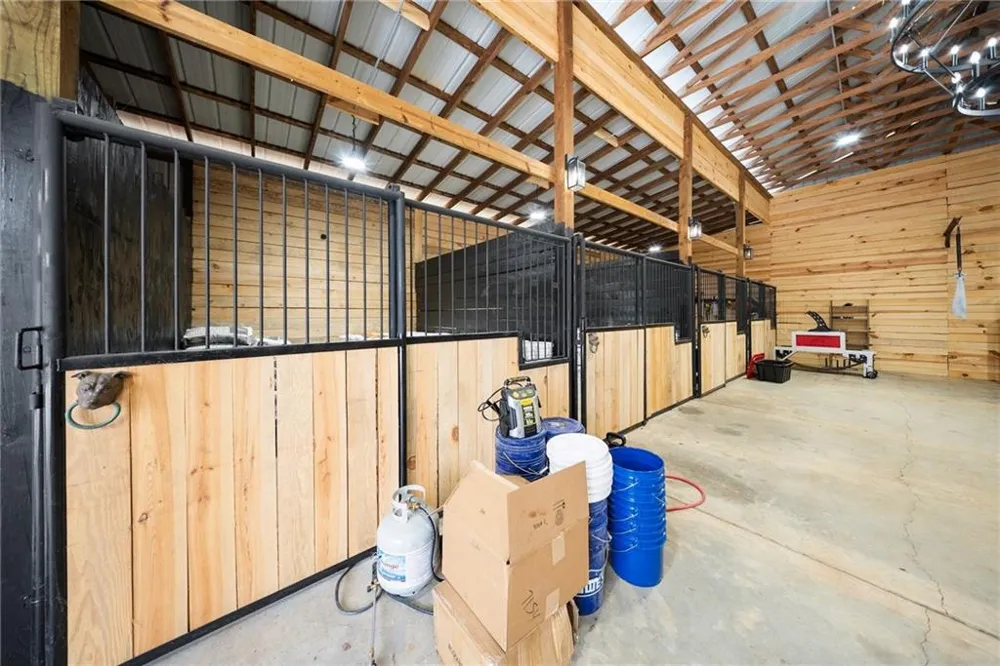 6147 Dahlonega Highway Clermont, GA 30527