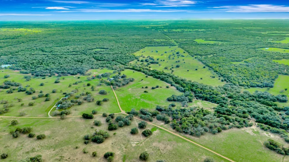 16297 State Highway 111 E Yoakum, TX 77995