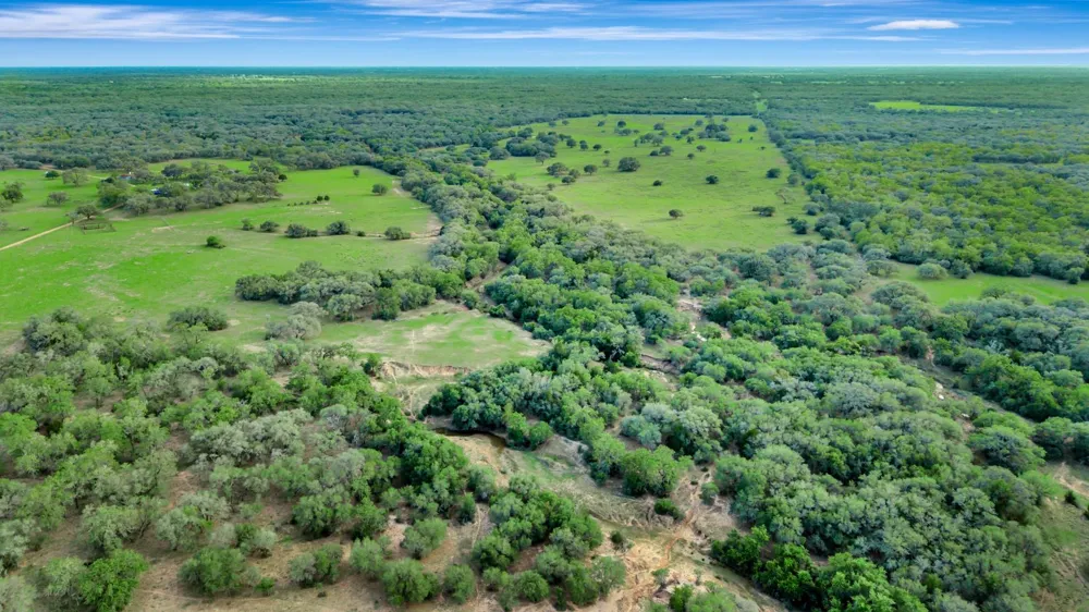 16297 State Highway 111 E Yoakum, TX 77995