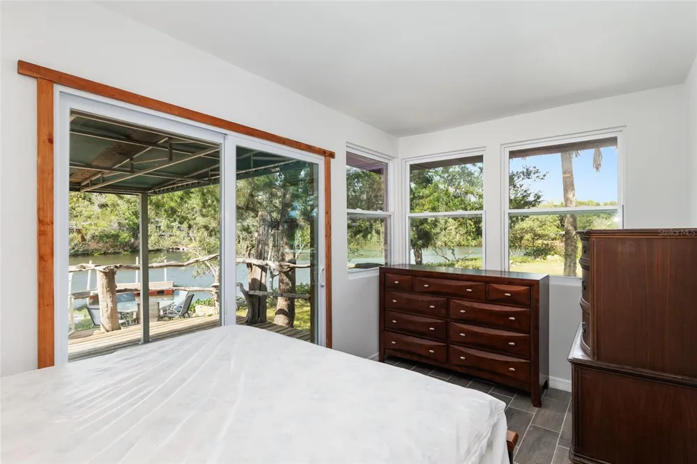 1326 S ESTUARY Crystal River, FL 34429