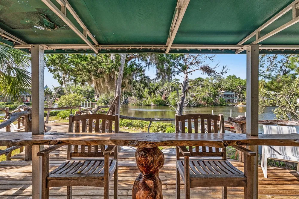 1326 S ESTUARY Crystal River, FL 34429