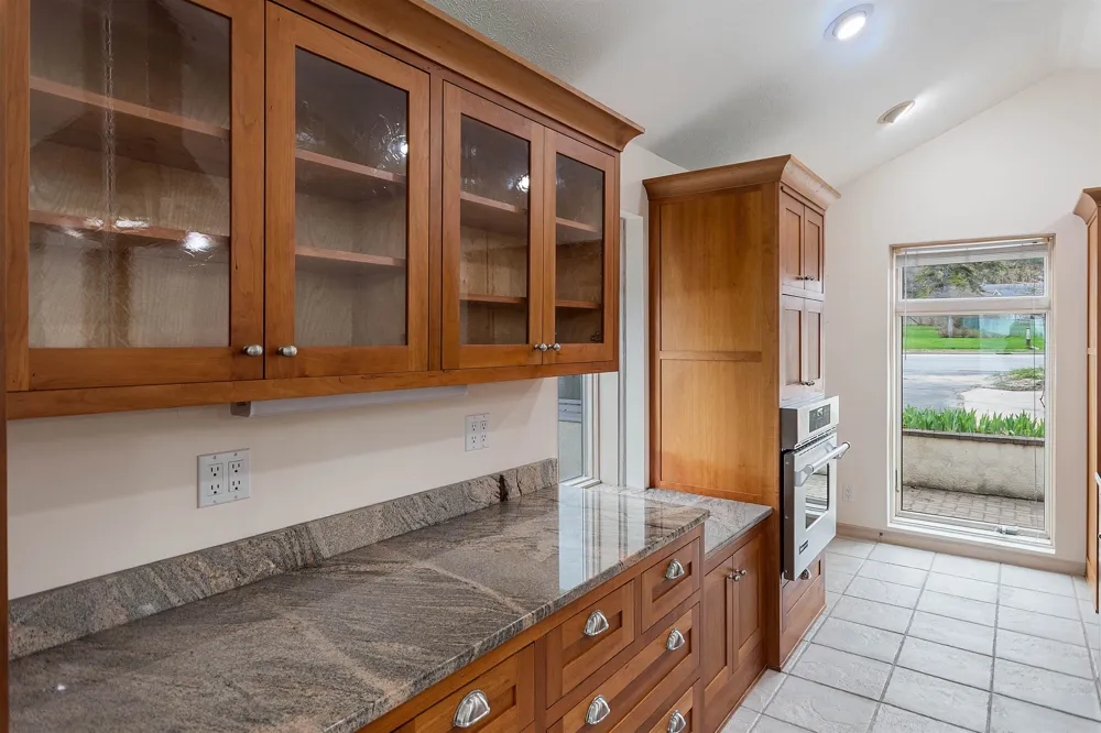 5271 US-31 N Acme Township, MI 49690