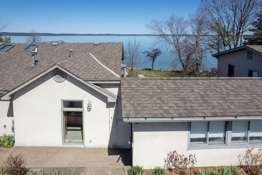 5271 US-31 N Acme Township, MI 49690