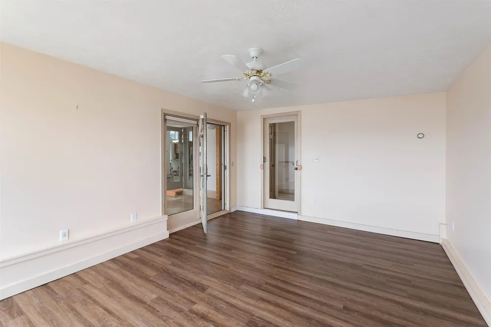 5271 US-31 N Acme Township, MI 49690