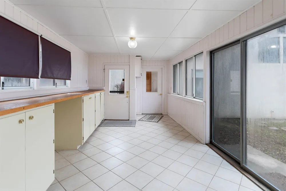 5271 US-31 N Acme Township, MI 49690