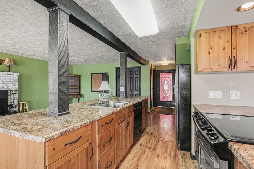 8006 Lakeside Boulevard Plainfield Township, MI 48739