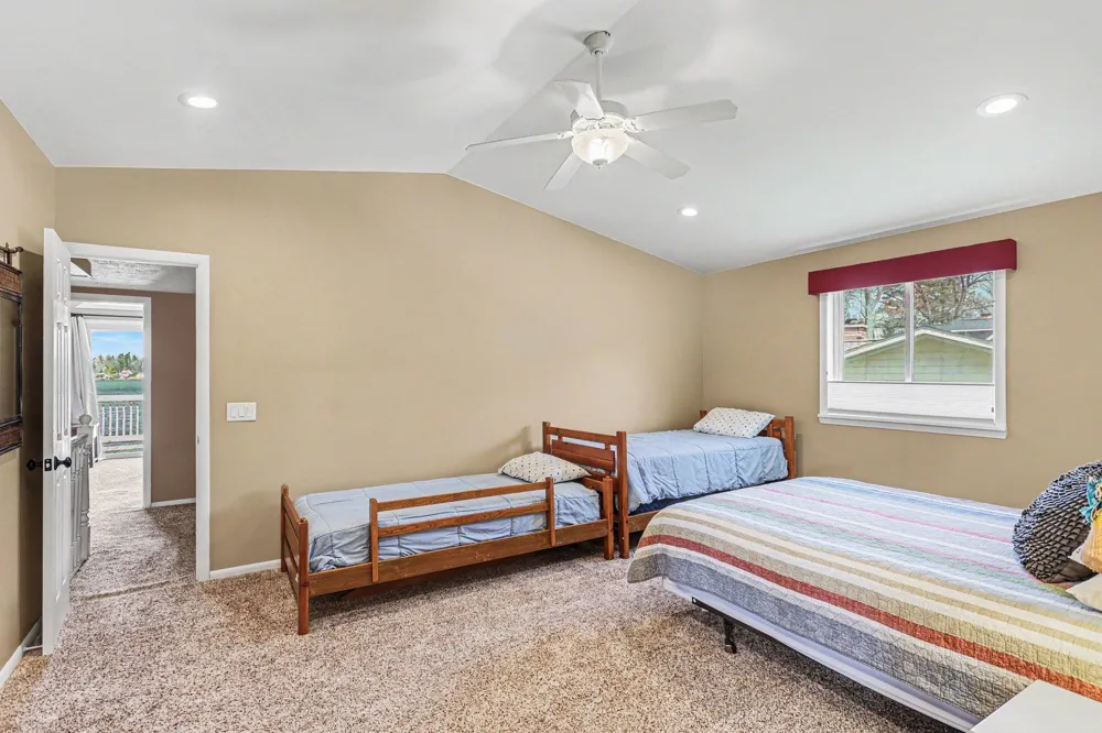 8006 Lakeside Boulevard Plainfield Township, MI 48739