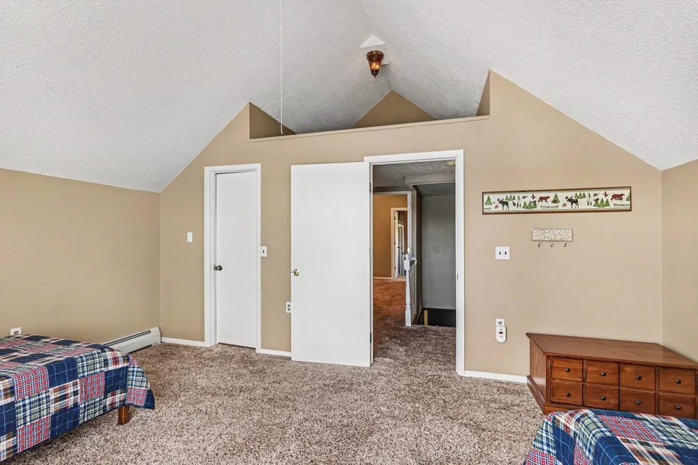 8006 Lakeside Boulevard Plainfield Township, MI 48739