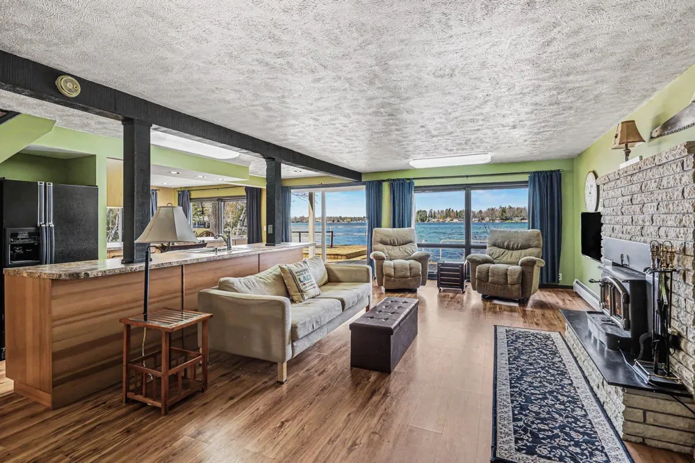 8006 Lakeside Boulevard Plainfield Township, MI 48739