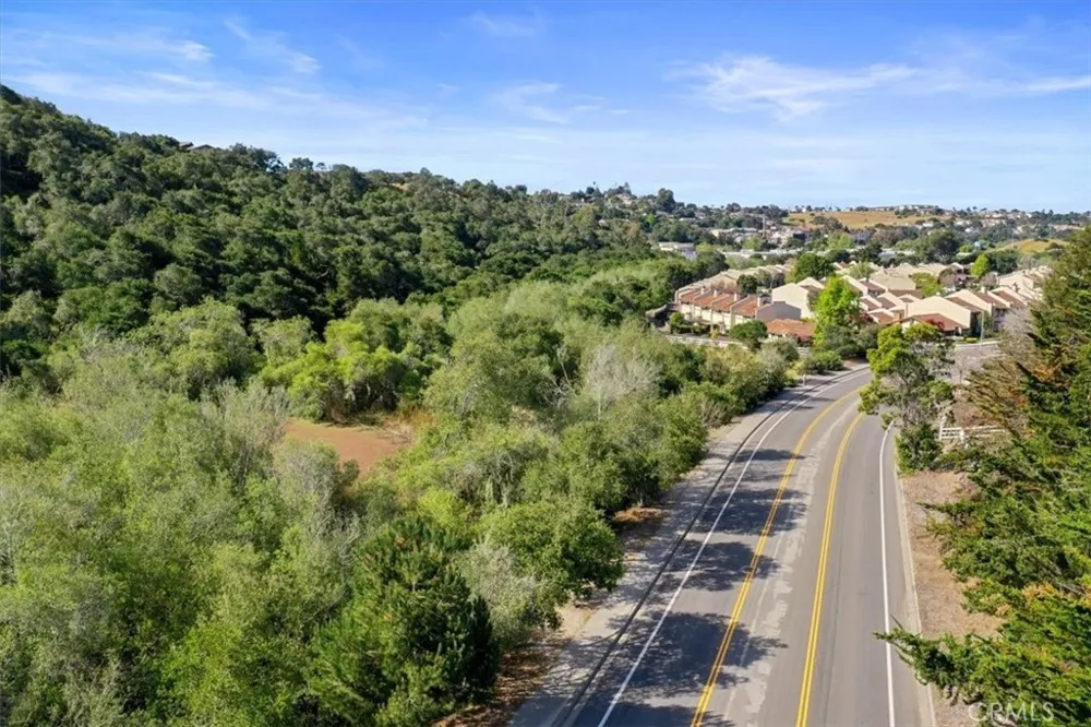 1005 Acorn Drive Arroyo Grande, CA 93420