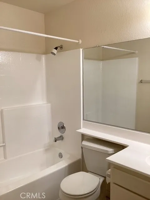 3522 W Avenue J2 Lancaster, CA 93536