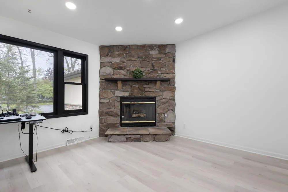 14458 Wolf Lane New Buffalo, MI 49117