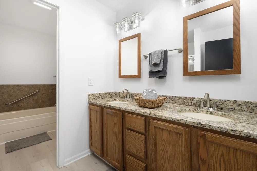 14458 Wolf Lane New Buffalo, MI 49117