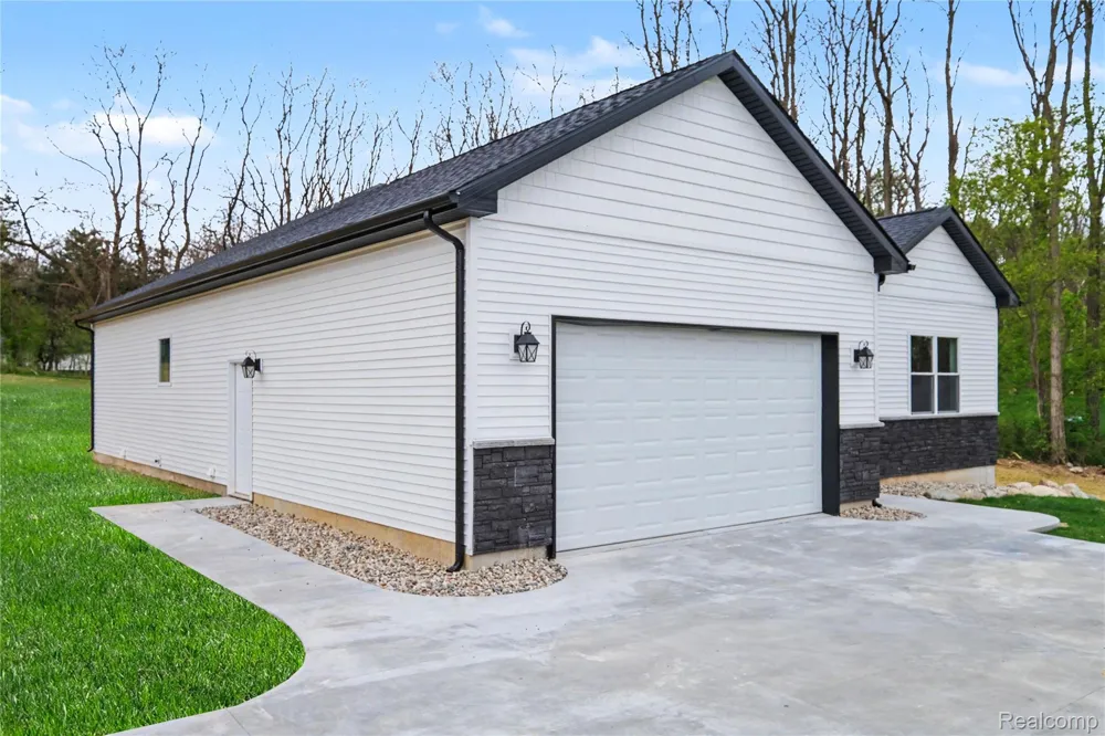 17311 Timber Creek Rose Township, MI 48442