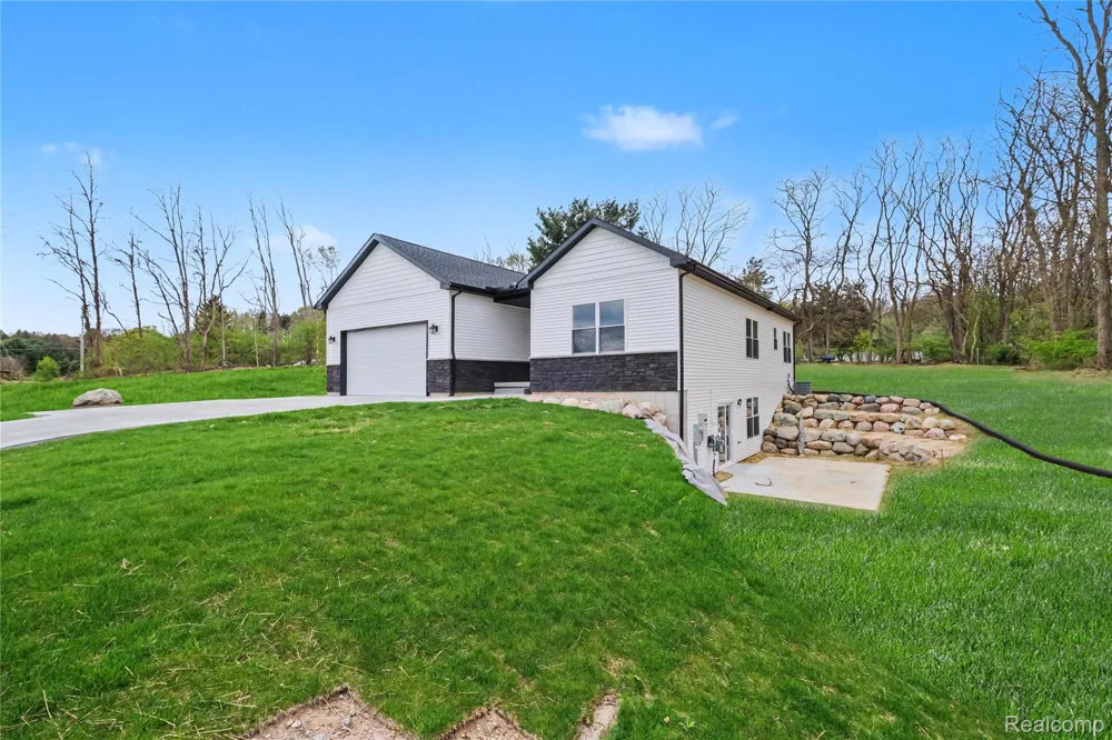 17311 Timber Creek Rose Township, MI 48442