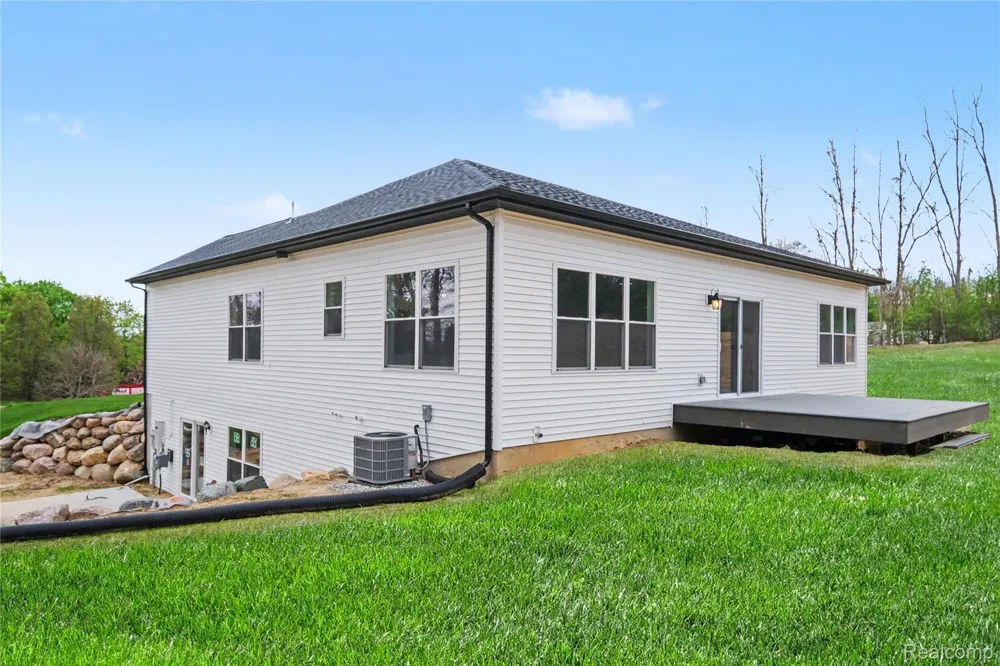 17311 Timber Creek Rose Township, MI 48442
