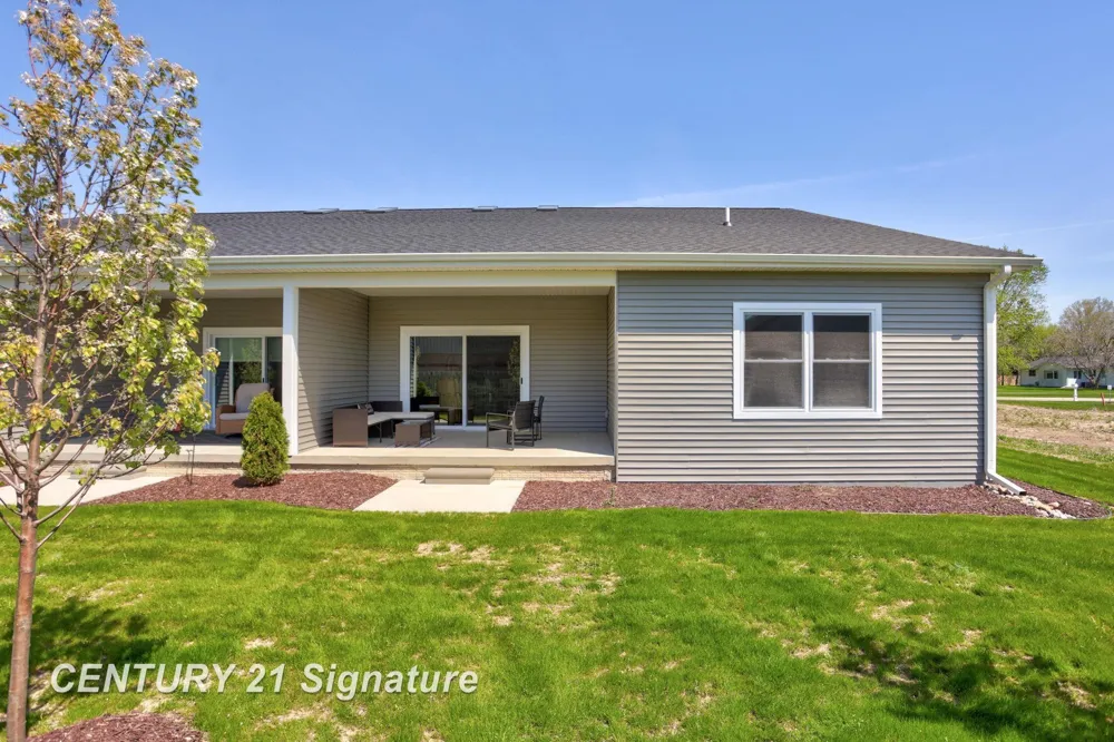 4092 Woodburn Court Saginaw Charter Township, MI 48603