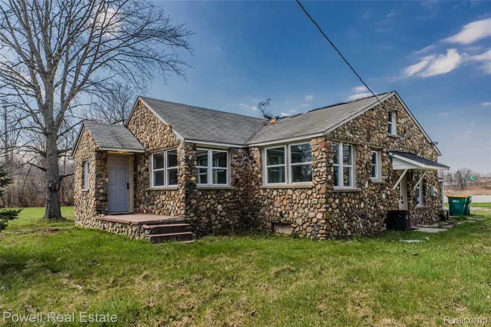 4118 Griswold Road Port Huron City, MI 48060