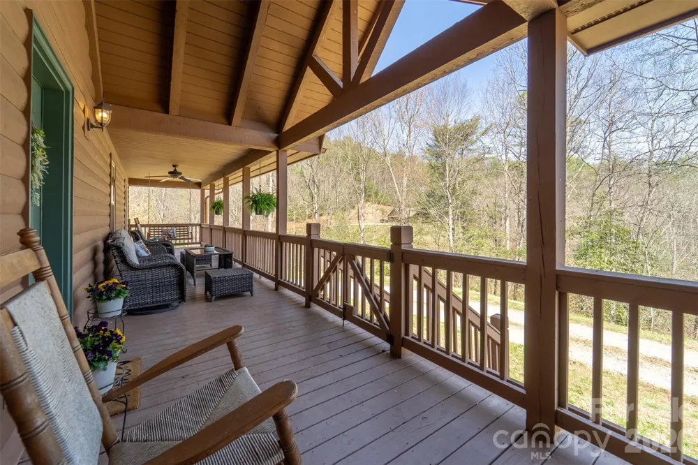 1960 Atoah Road Robbinsville, NC 28771