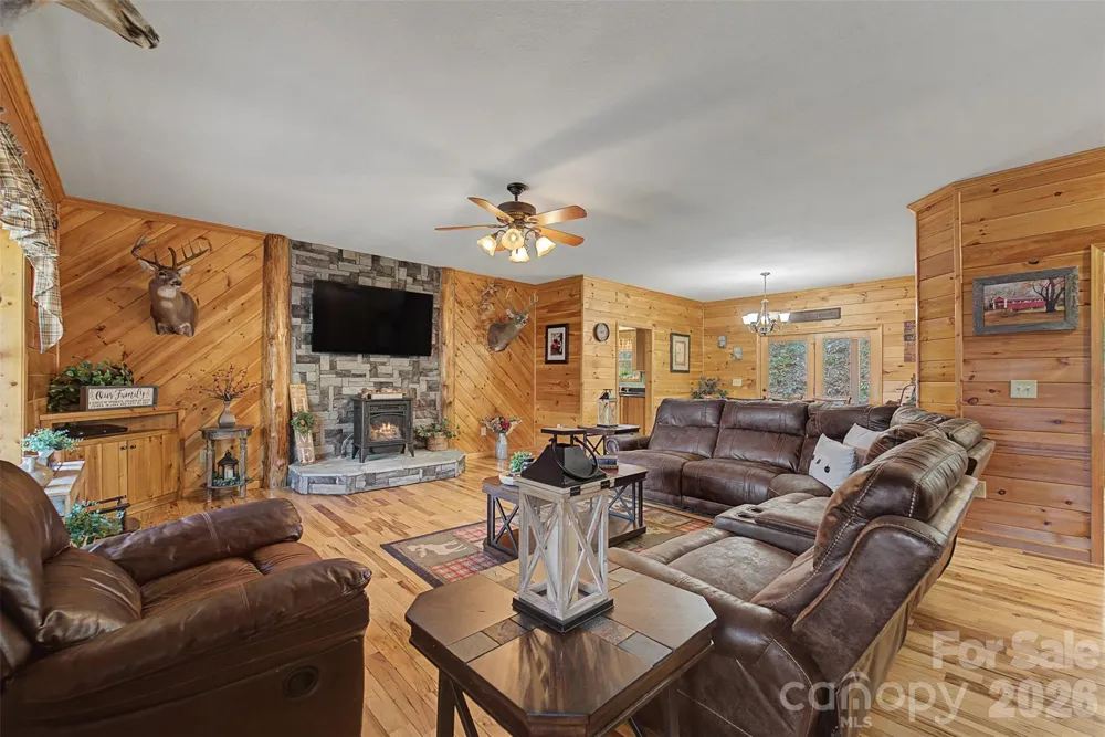 1960 Atoah Road Robbinsville, NC 28771