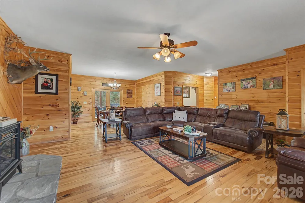 1960 Atoah Road Robbinsville, NC 28771