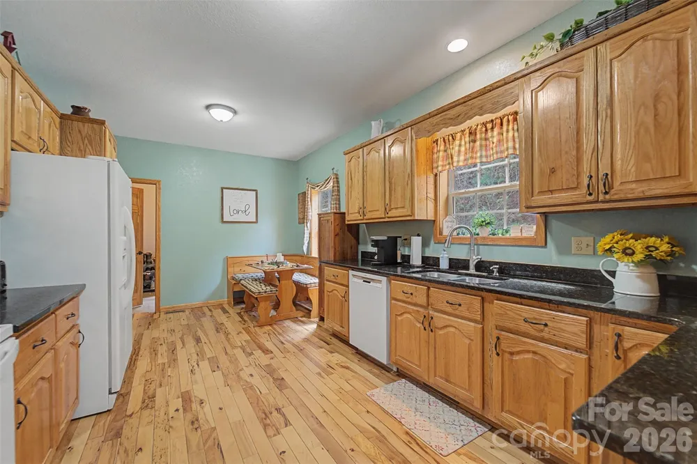 1960 Atoah Road Robbinsville, NC 28771