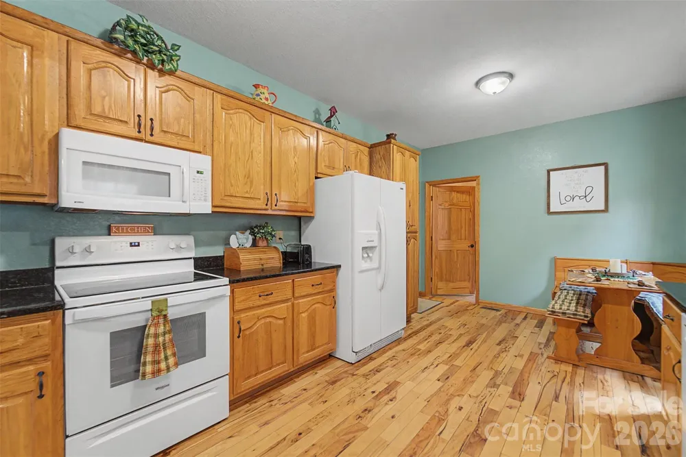 1960 Atoah Road Robbinsville, NC 28771