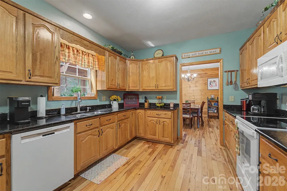 1960 Atoah Road Robbinsville, NC 28771