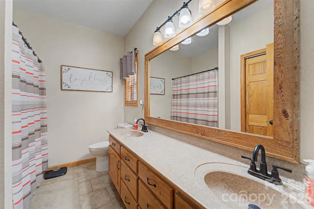 1960 Atoah Road Robbinsville, NC 28771