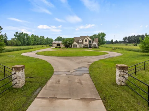 2320 W State Hwy 11