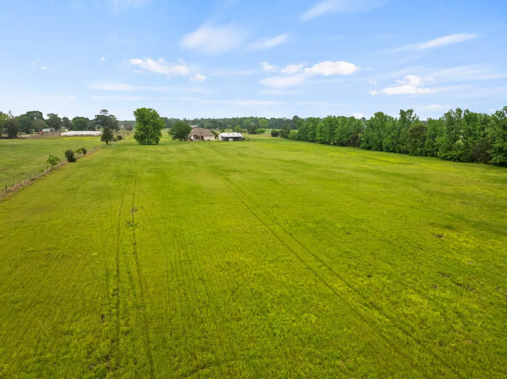 2320 W State Hwy 11 Pittsburg, TX 75686