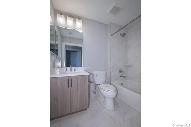 86 Sutton Court #86 Mount Sinai, NY 11766