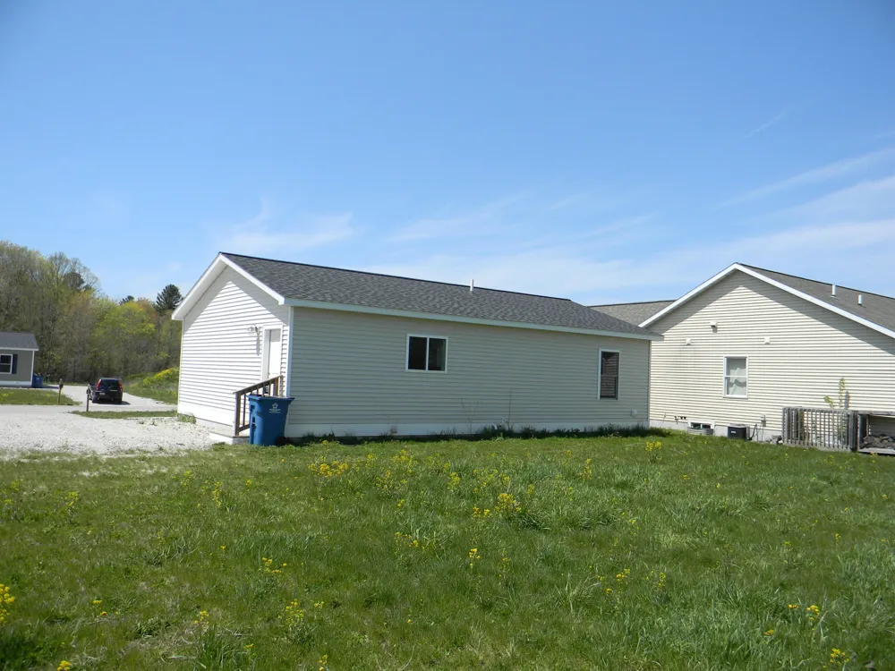 210 Taylors Court Scottville, MI 49454