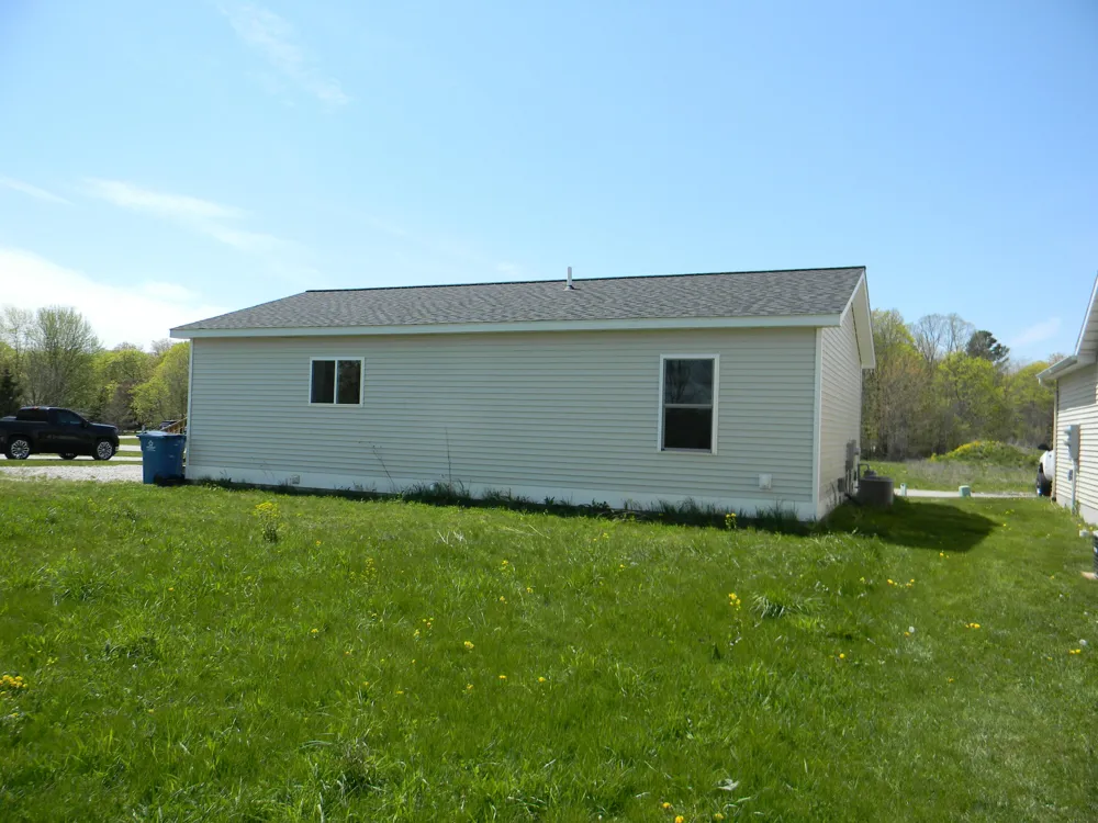 210 Taylors Court Scottville, MI 49454