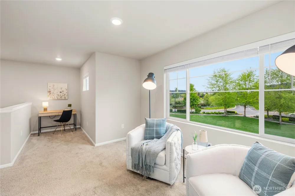 32879 Ten Trails Pkwy SE Black Diamond, WA 98010