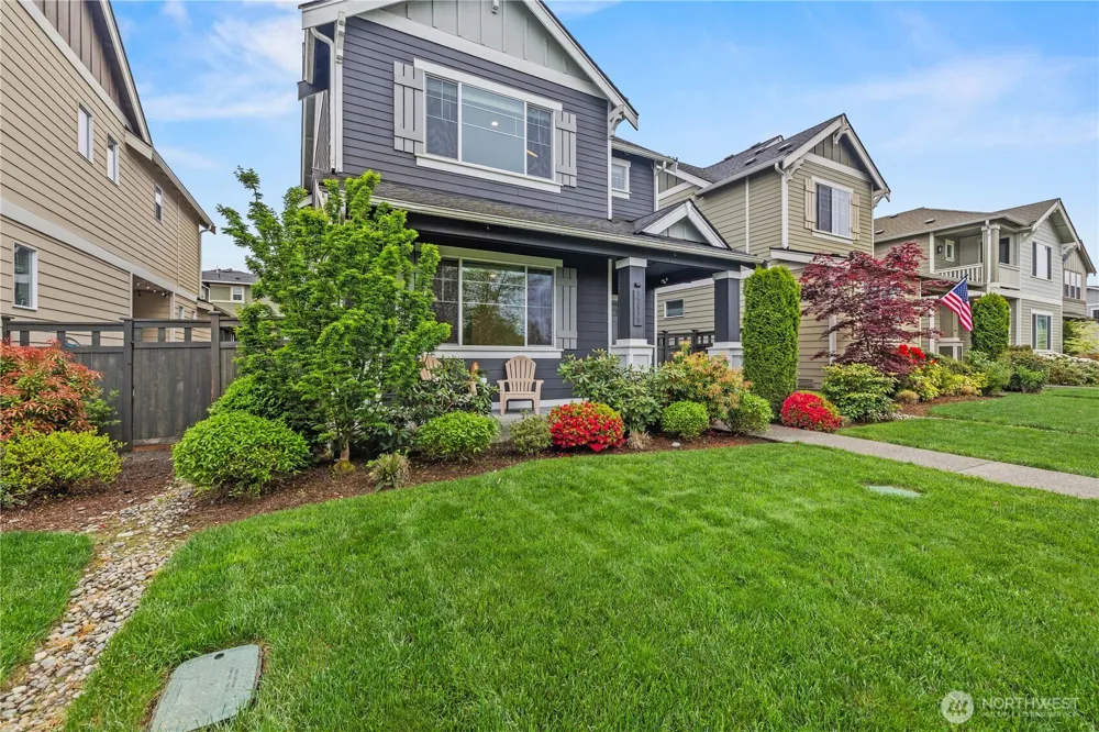 32879 Ten Trails Pkwy SE Black Diamond, WA 98010