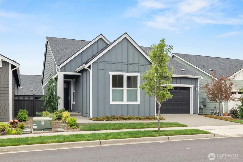 23612 SE Aspen Street Black Diamond, WA 98010