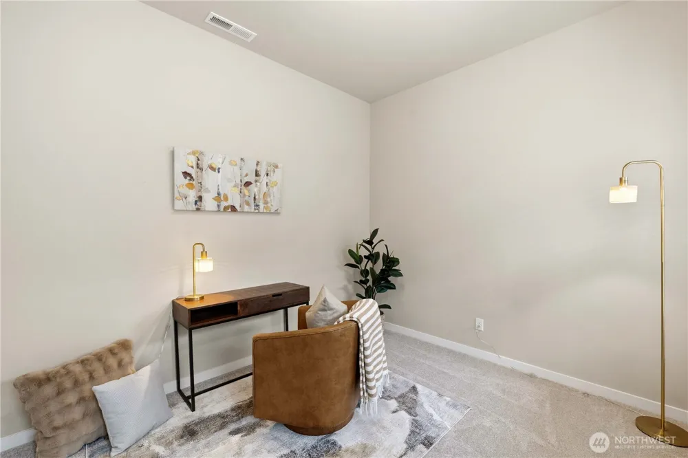 23612 SE Aspen Street Black Diamond, WA 98010