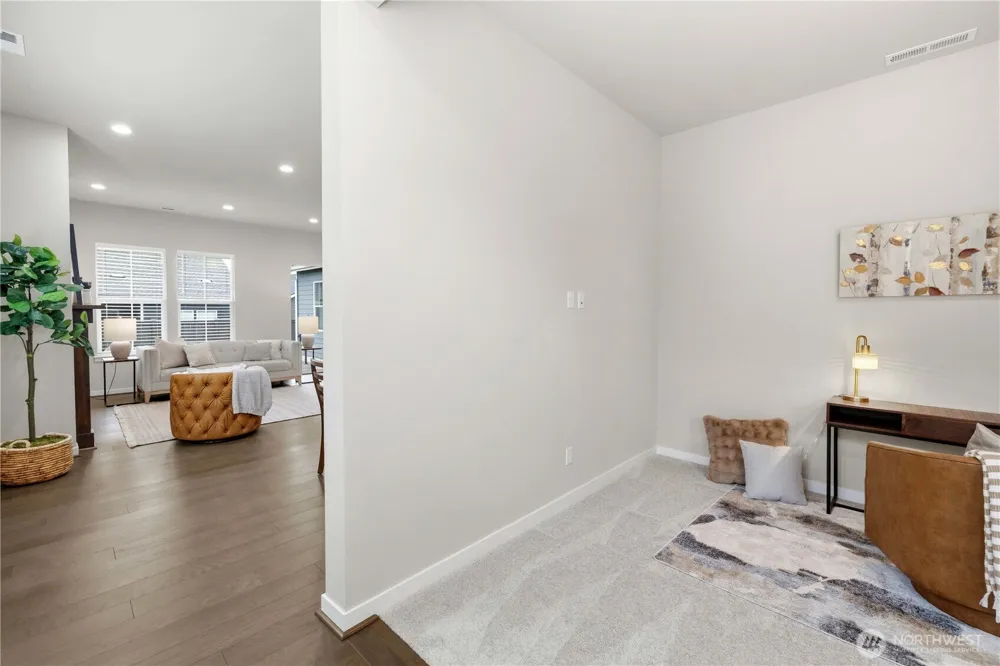23612 SE Aspen Street Black Diamond, WA 98010