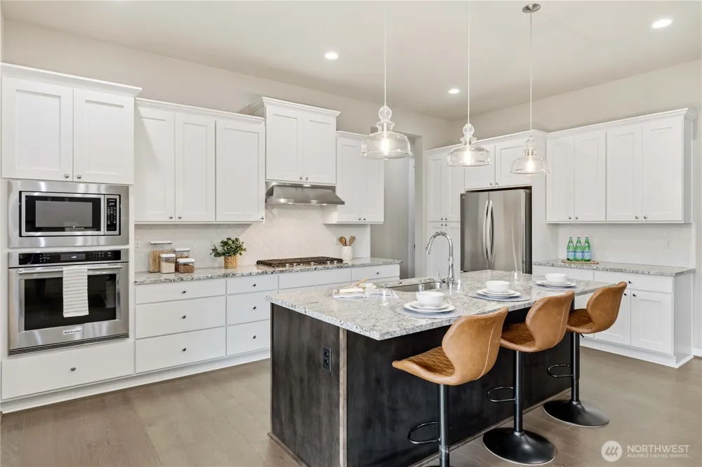 23612 SE Aspen Street Black Diamond, WA 98010